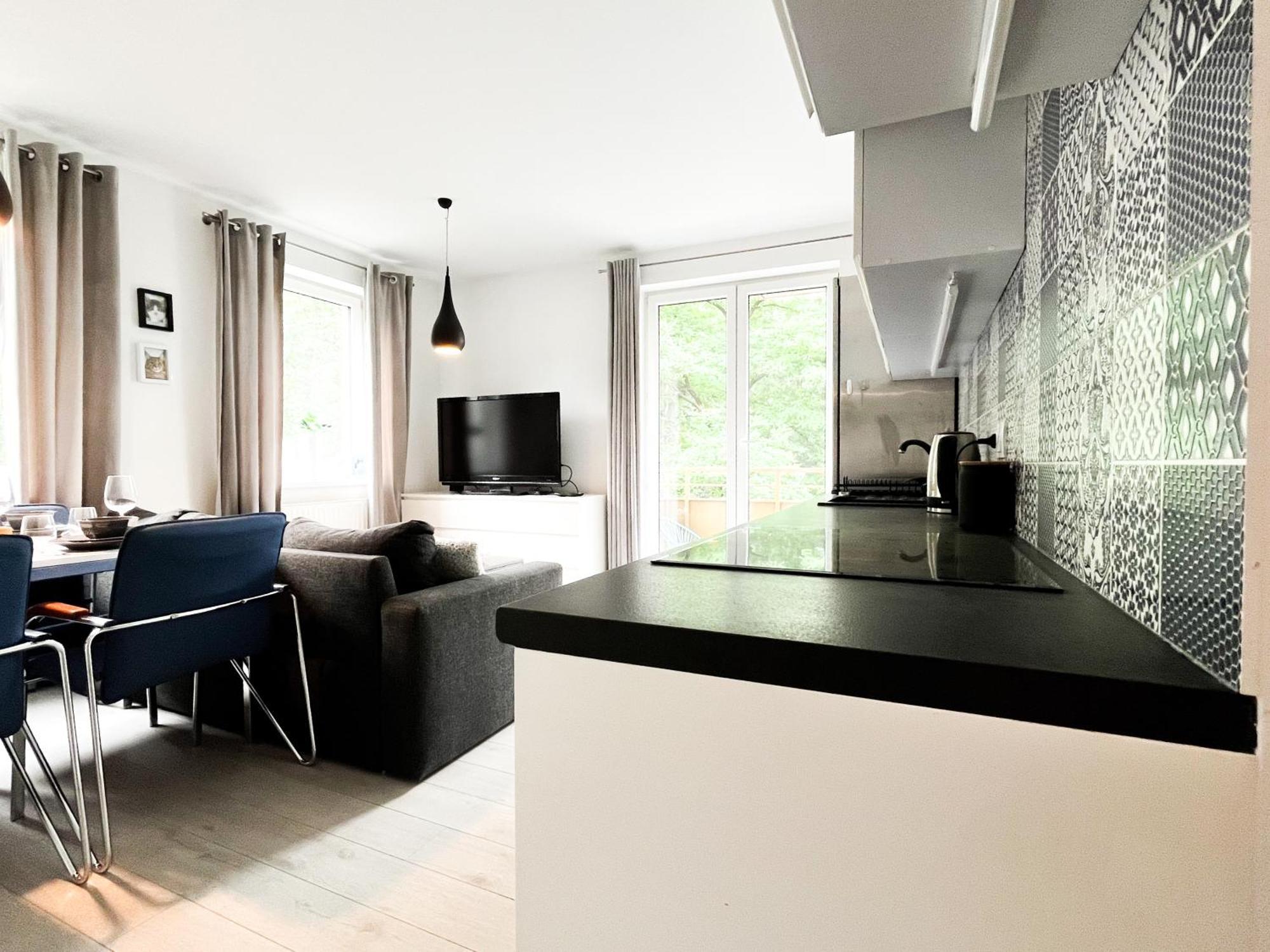 Apartamento Walk To Park, Modern 2Bd Kitchen! Balcony, Parking Breslavia Exterior foto